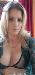 Cory Chase Cory Chase Brown Eyes Bisexual Average Body