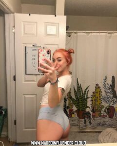 Therealdariqueen Average Body Female Brown Hair Big Butt